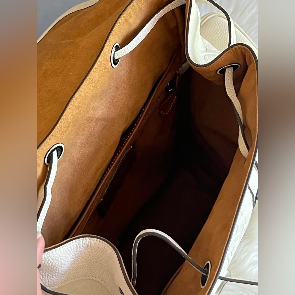 💰SOLD - CH767- Coach Hitch Backpack in Signature Leather - Picture 7 of 13